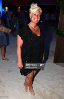 Anne Burrell feet photo 10