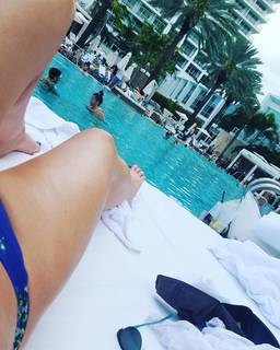 Anne Burrell feet photo 1