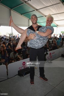 Anne Burrell feet photo 5