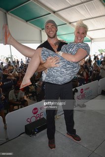 Anne Burrell feet photo 4