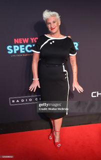 Anne Burrell feet photo 9