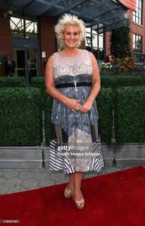 Anne Burrell feet photo 12