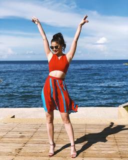 Anne Curtis feet photo thumbnail
