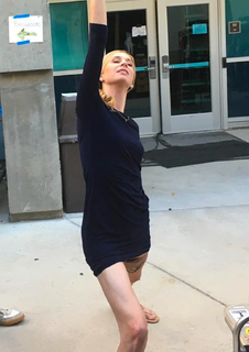 Anne Dudek feet photo thumbnail