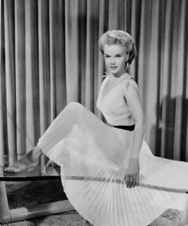 Anne Francis feet photo thumbnail