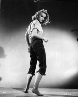 Anne Francis feet photo thumbnail
