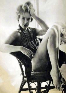 Anne Francis feet photo thumbnail