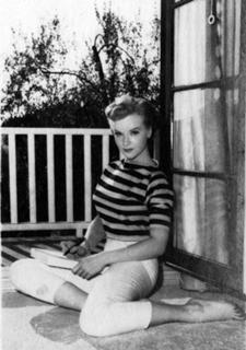 Anne Francis feet photo thumbnail