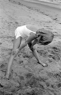 Anne Francis feet photo thumbnail