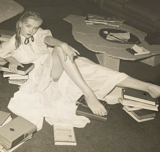 Anne Francis feet photo thumbnail