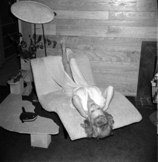 Anne Francis feet photo thumbnail