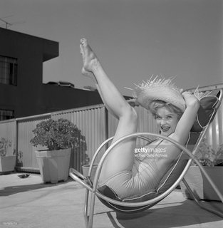 Anne Francis feet photo thumbnail