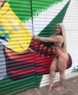 Anne Freitas feet photo 20