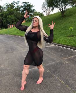 Anne Freitas feet photo 12