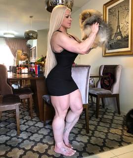 Anne Freitas feet photo 9
