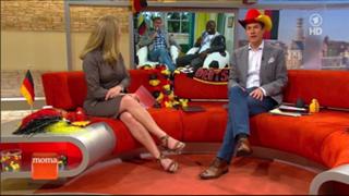 Anne Gesthuysen feet photo thumbnail