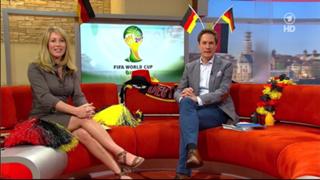 Anne Gesthuysen feet photo thumbnail