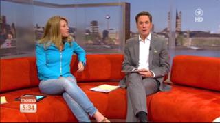 Anne Gesthuysen feet photo thumbnail