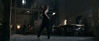 Anne Hathaway feet photo 4