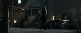 Anne Hathaway feet photo 3