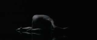 Anne Hathaway feet photo 11