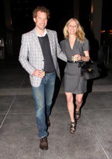 Anne Heche feet photo thumbnail