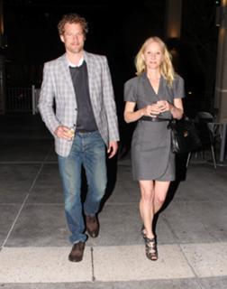 Anne Heche feet photo thumbnail