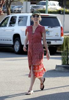 Anne Heche feet photo thumbnail