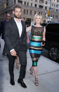 Anne Heche feet photo thumbnail