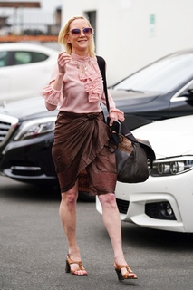 Anne Heche feet photo thumbnail
