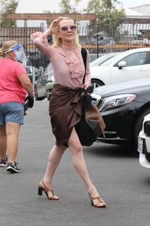 Anne Heche feet photo thumbnail