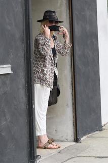 Anne Heche feet photo thumbnail