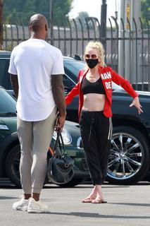 Anne Heche feet photo thumbnail