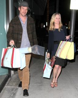 Anne Heche feet photo thumbnail