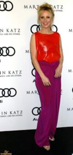 Anne Heche feet photo thumbnail