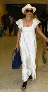 Anne Heche feet photo thumbnail