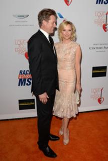 Anne Heche feet photo thumbnail