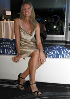Anne Igartiburu feet photo 12