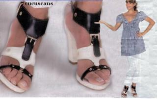 Anne Igartiburu feet photo 7