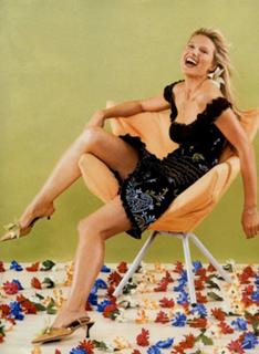 Anne Igartiburu feet photo 3