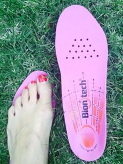 Anne Igartiburu feet photo 13