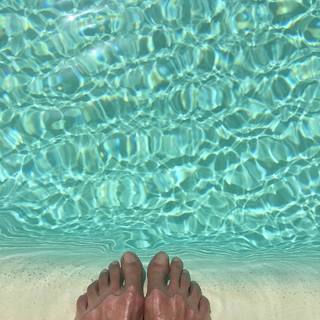 Anne Igartiburu feet photo 8