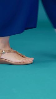 Anne Igartiburu feet photo 8