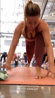 Anne Julia Hagen feet photo 3