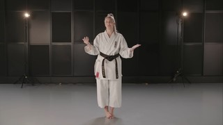 Anne-Marie feet photo thumbnail