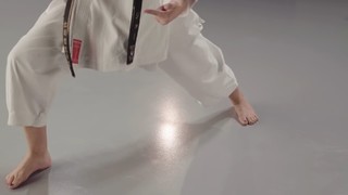 Anne-Marie feet photo thumbnail