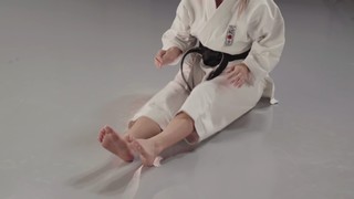 Anne-Marie feet photo thumbnail