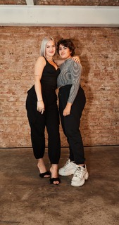 Anne-Marie feet photo thumbnail