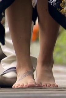 Anne Menden feet photo thumbnail