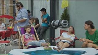 Anne Menden feet photo thumbnail